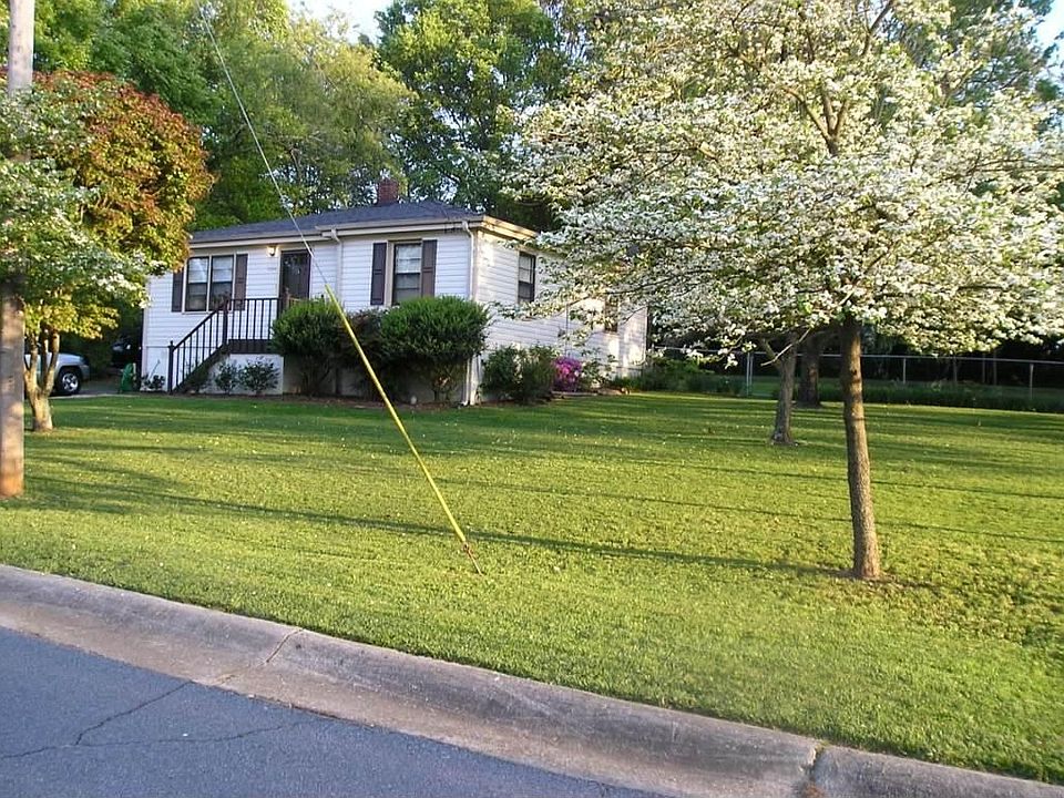 Large corner lot