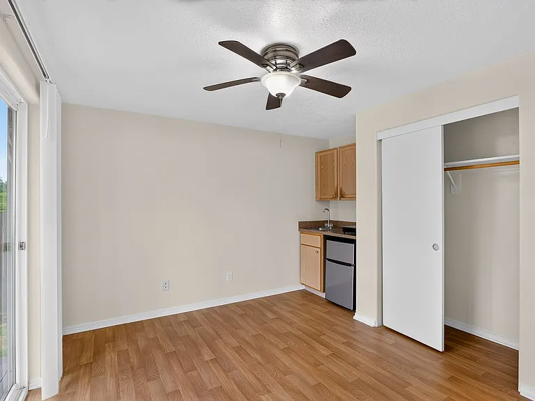4270 SW 159th Ave #A — Photo 5