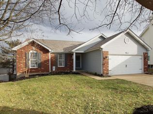 218 Baltray Ct, Ballwin, MO 63021