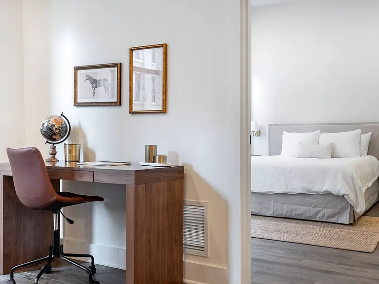 Mercantile Apartments — Photo 40