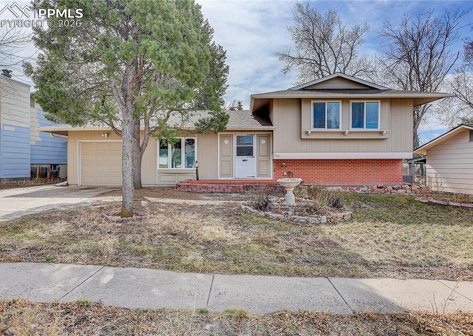 1st image of 323 Kenady Cir