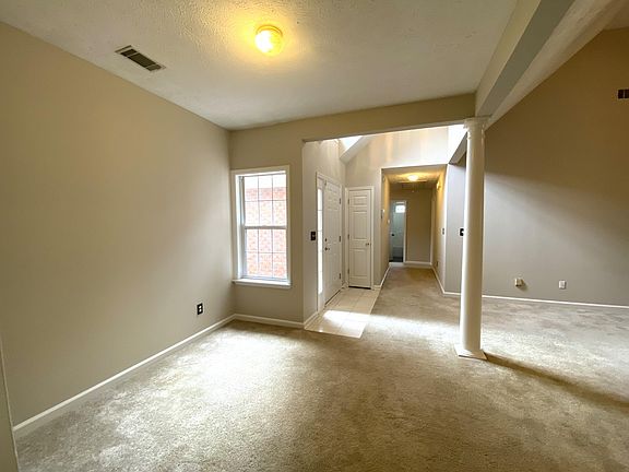 2nd image of 4784 Orchard Hill Drive