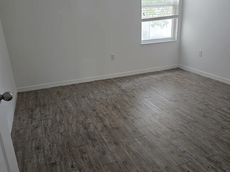 168 Bowie Ln #101 — Photo 6