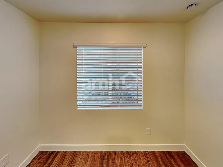 8964 S John Annie Ln — Photo 12