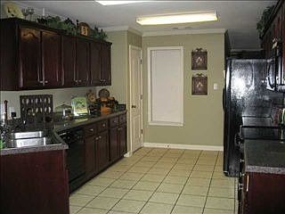 1st image of 9808 Averbury Dr