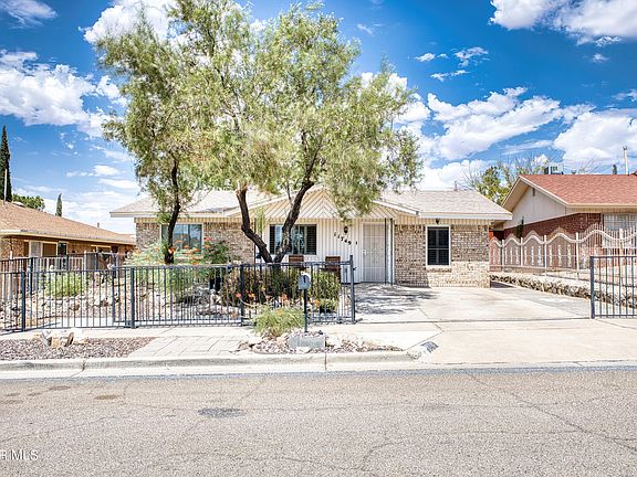 3rd image of 11749 Prado Del Sol Dr