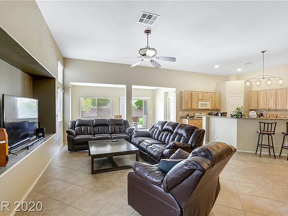4th image of 6452 Amanda Michelle Ln