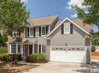 820 Falling Wind Ct, Raleigh, NC 27610