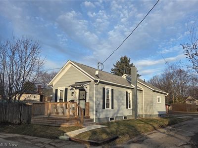 119 S Wallace St, Uhrichsville, OH, 44683