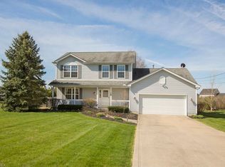 5558 Stoney Ridge Rd, North Ridgeville, OH 44039