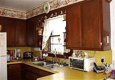 3rd image of 3411 Lenox Ave