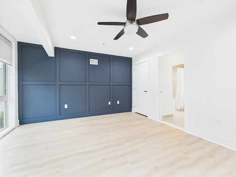 1129 N Hope St — Photo 29
