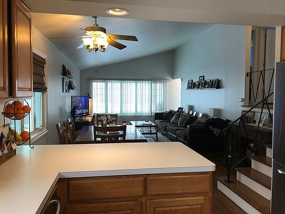 5th image of 5548 W 102nd St