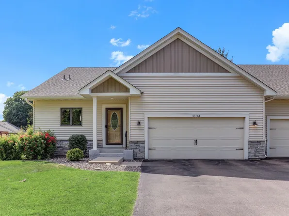 2061 Cardinal Gln, Saint Paul, MN 55109
