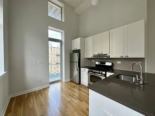 Rented by Oxford Property Group | media 4