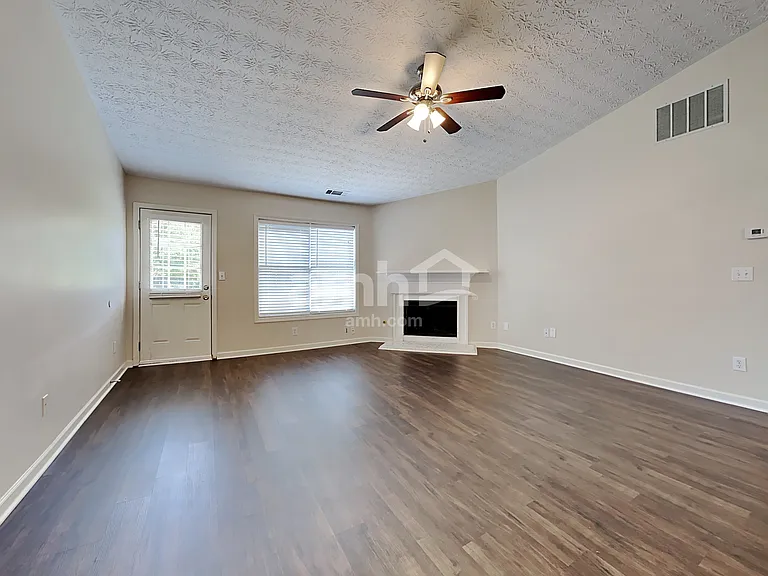 1552 Armende Cir — Photo 7