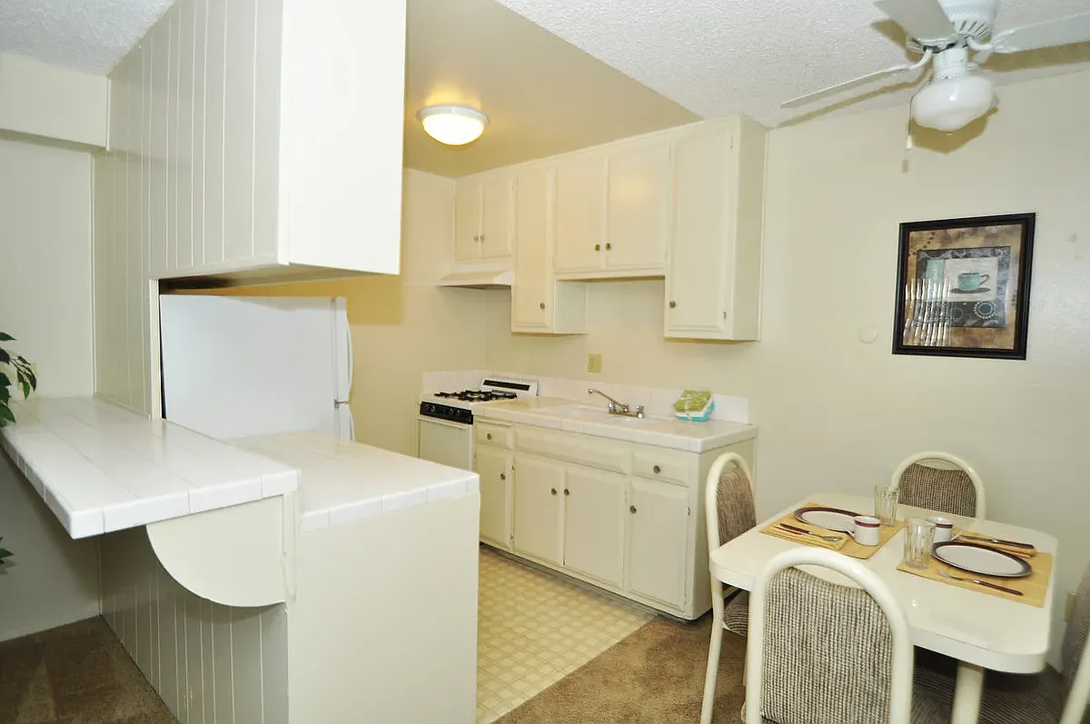 1 bed, 500 sqft, $1,795 — Photo 4