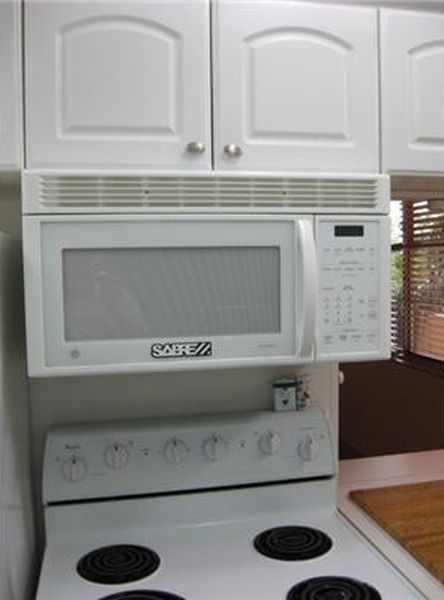 2400 NE 10th Street NE #305, Pompano Beach
