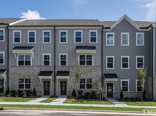 622 Amaranth Dr, Cary, NC 27519