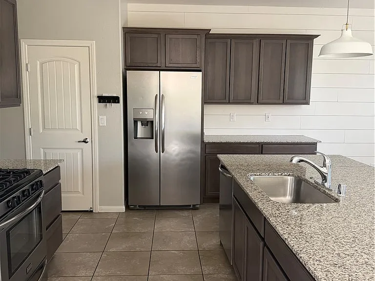 8910 Bucco Reef Ave — Photo 15