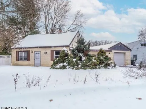 1002 Outer Drive, Rotterdam, NY 12303