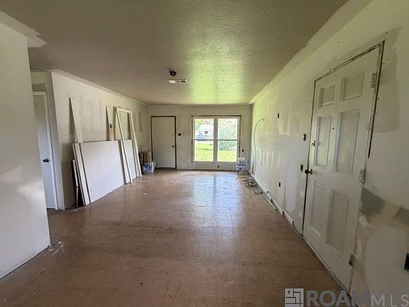 3rd image of 4306 Ashland St