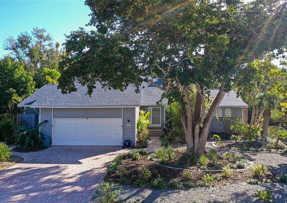 1st image of 5324 Siesta Ct