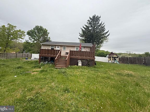 5th image of 35 Longview Dr