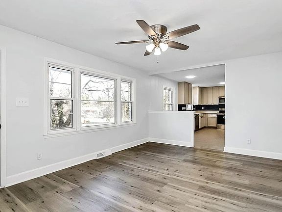 5th image of 1522 Woodhill Ln