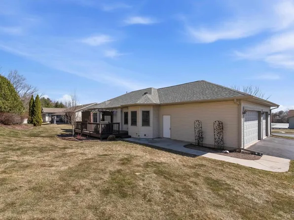 110 Cody Drive, Beaver Dam, WI 53916