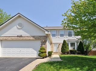 2720 Carlsbad Cir, Aurora, IL 60503