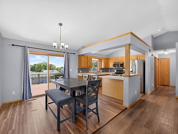 5th image of 4639 Manor Park Dr NW