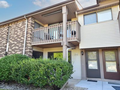 W176N9736 Riversbend CIRCLE EAST East, Germantown, WI, 53022