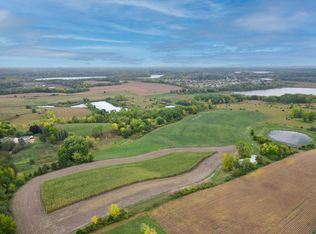 8577 Tellers Rd, Chaska, MN 55318