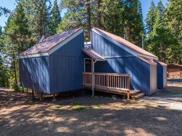 4200 Park Woods Dr, Pollock Pines, CA 95726