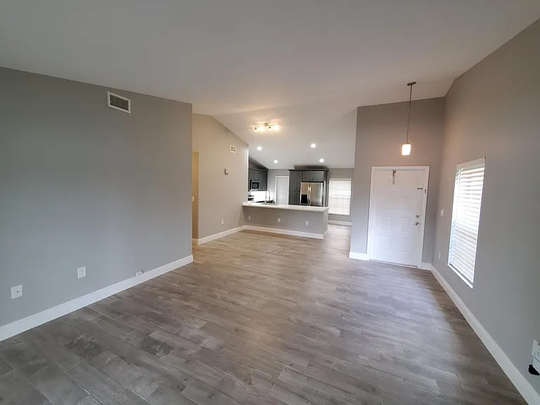 800 Rock Hill Ave — Photo 7