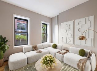 126 W 25th St #2R, New York, NY 10001
