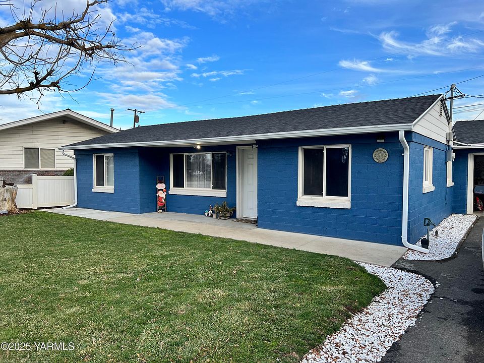 1st image of 3609 3rd St