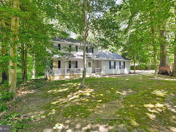 2nd image of 3411 Holland Cliffs Rd