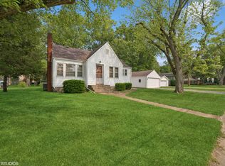 207 Meadowlark Dr, Trail creek, IN