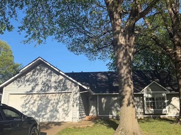 3007 S Narcissus Pl, Broken Arrow, OK 74012