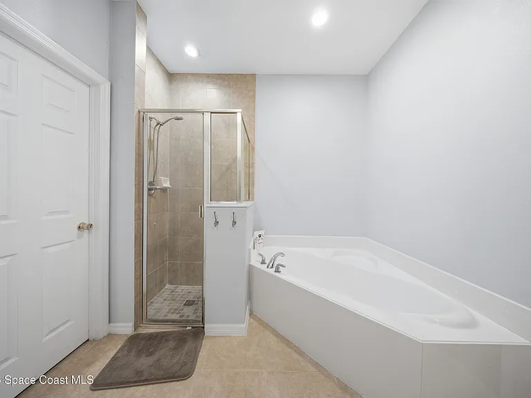 2039 Tullagee Ave — Photo 20