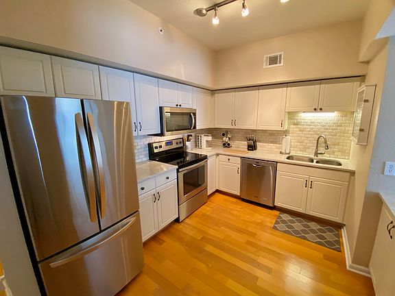 4th image of 2410 W Azeele St Unit 231