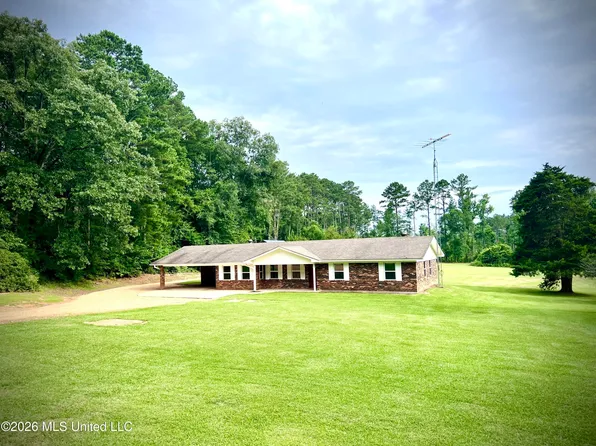 399 Freeman Rd SW, Summit, MS 39666