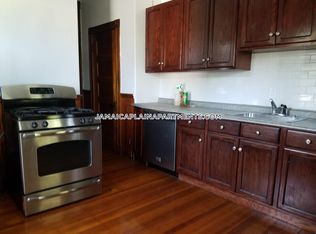 811 Centre St #1A, Jamaica Plain, MA 02130
