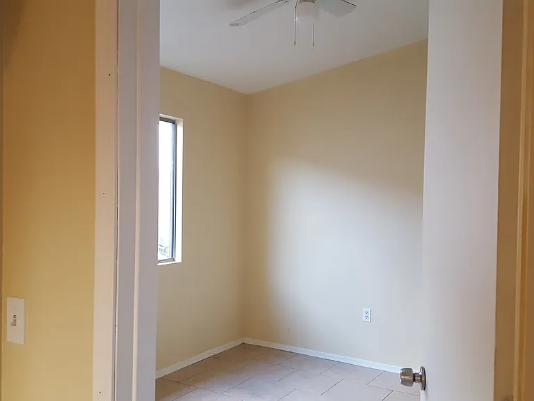 5040 S Maple Ct — Photo 10
