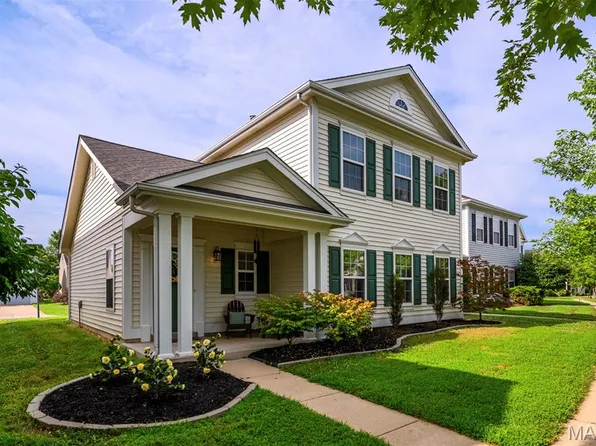 530 Copper Meadows Ln, O'Fallon, MO 63368
