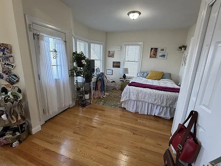 521 Main St #2 — Photo 6