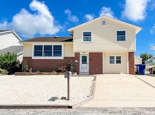 11 Ramapo Rd, Little Egg Harbor, NJ 08087