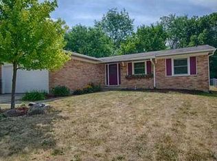 2068 Yorktown Dr, Ann Arbor, MI 48105